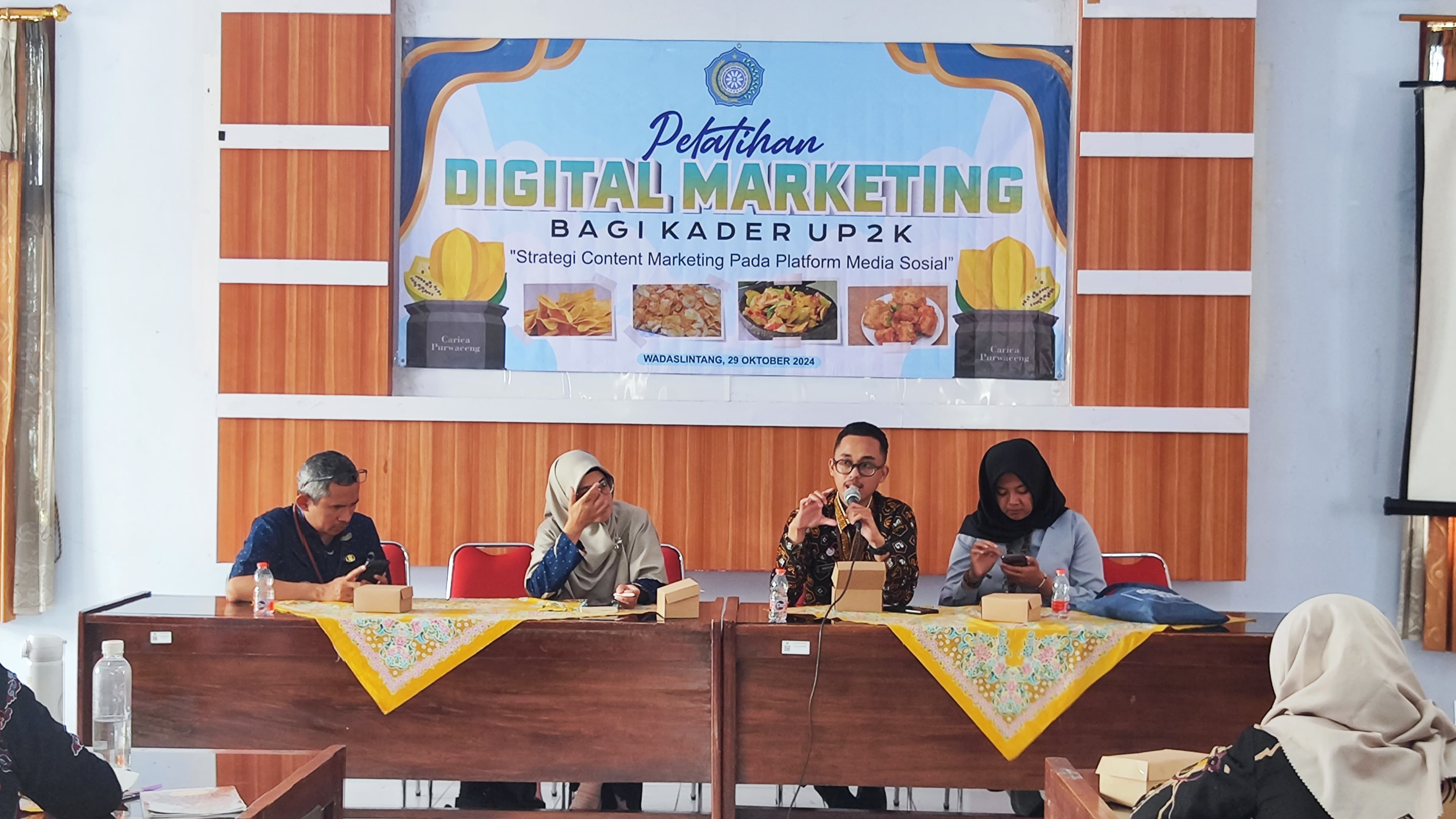 pelatihan-digital-marketing-untuk-kader-up2k