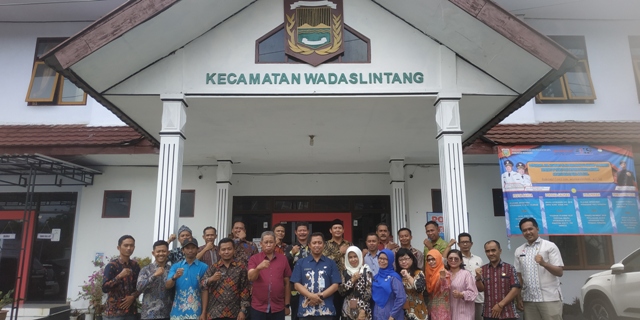 lepas-sambut-pejabat-struktural-di-lingkungan-pemerintah-kecamatan-wadaslintang